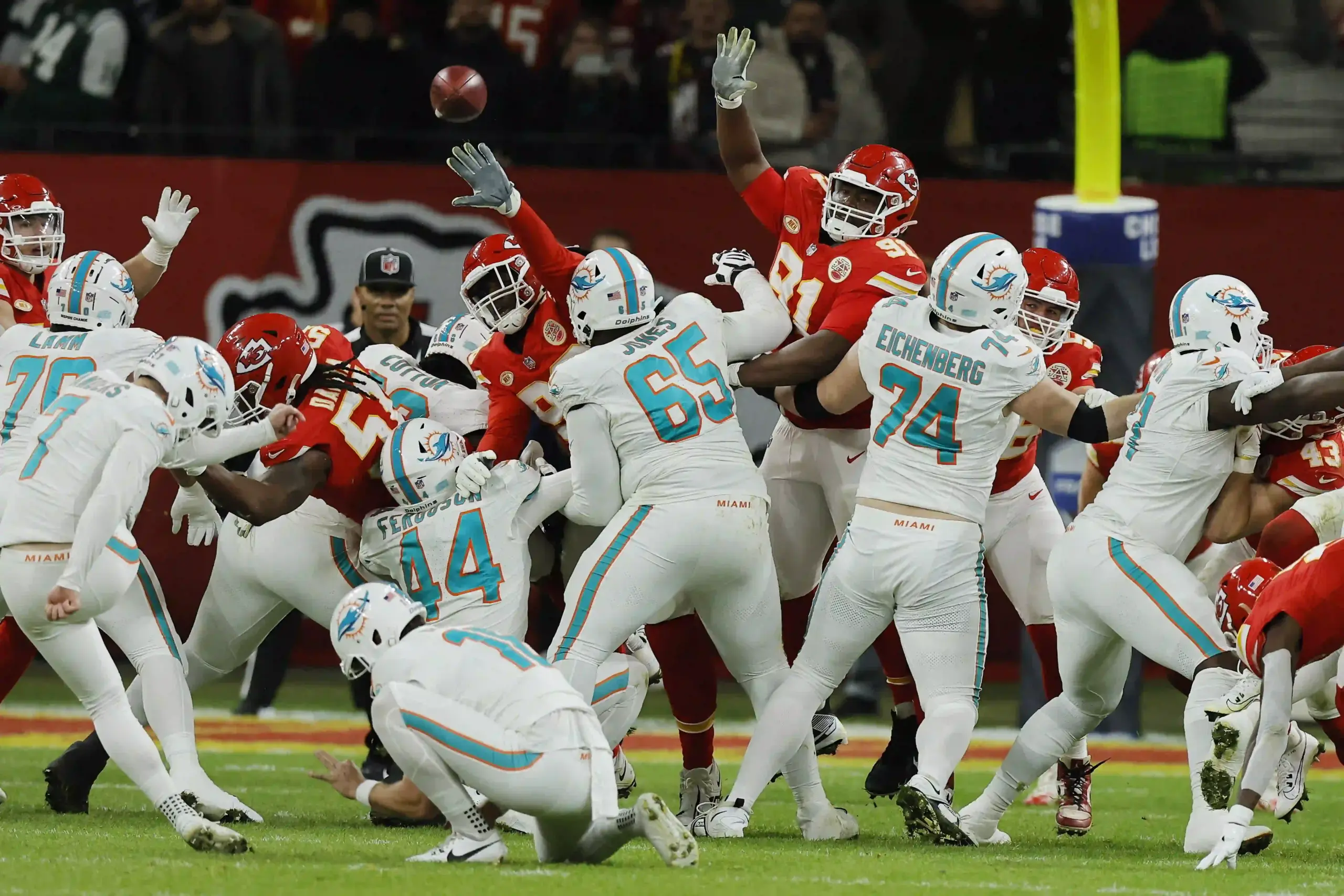 Los Miami Dolphins de la NFL caen ante el encanto de Copa América