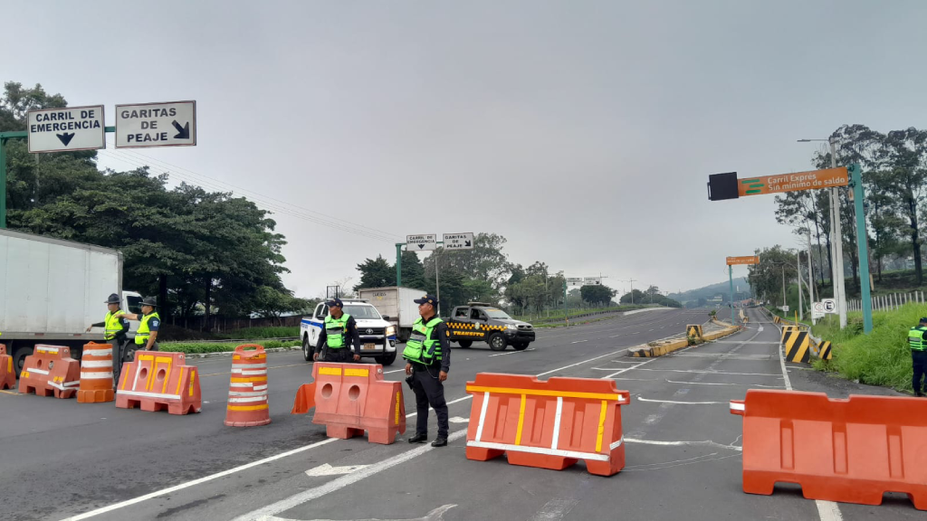 Cierran paso por tiempo indefinido en autopista Palín-Escuintla