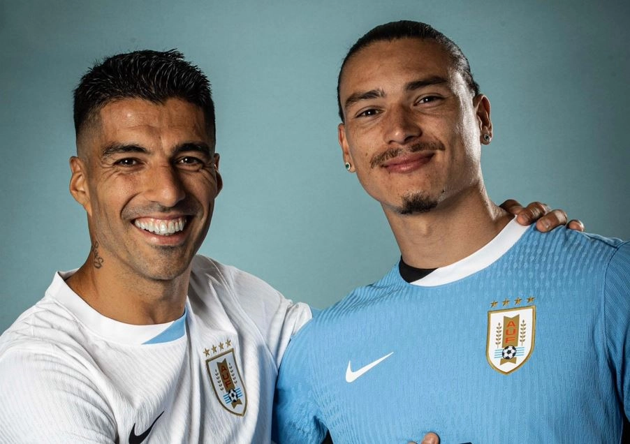 Luis Suárez y Darwin Núñez, presente y futuro del 9 de Uruguay