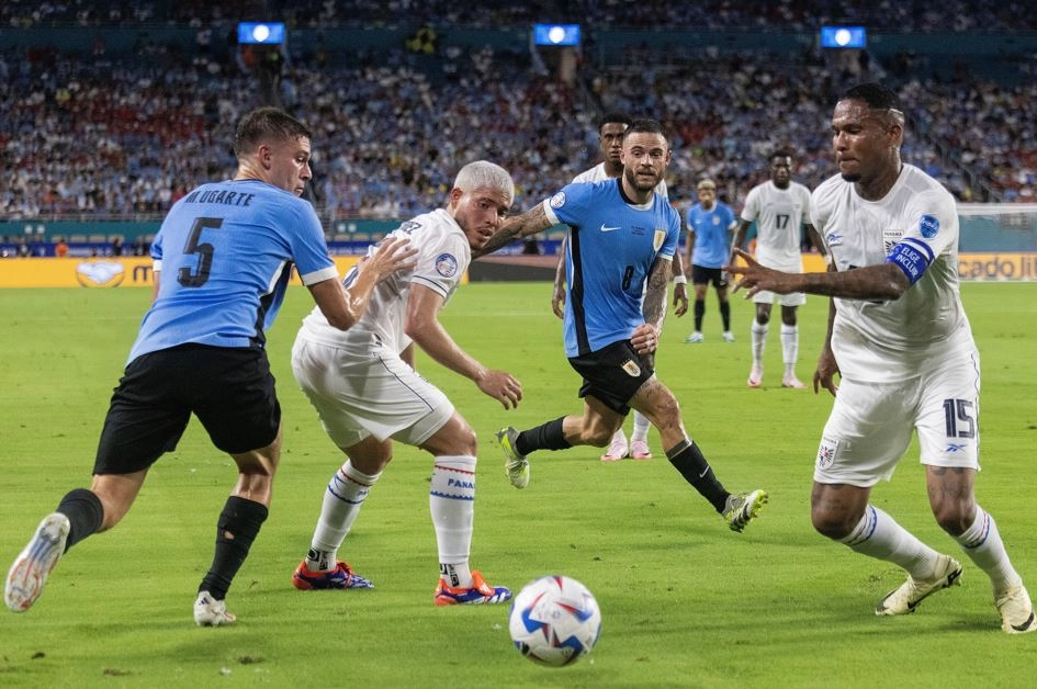 Uruguay deslumbra en su debut en Copa América