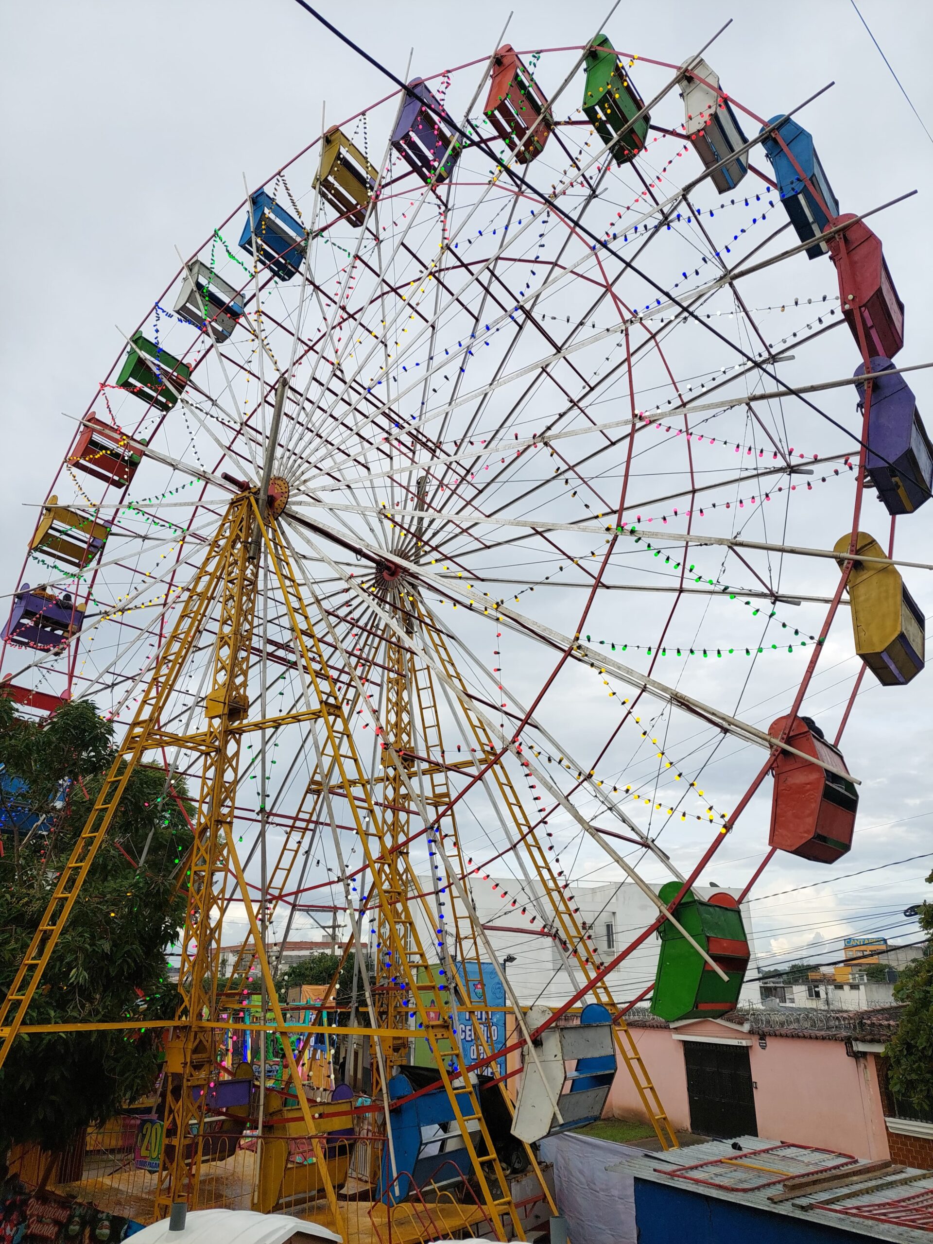 Guatemaltecos viven último fin de semana de la Feria del Cerrito