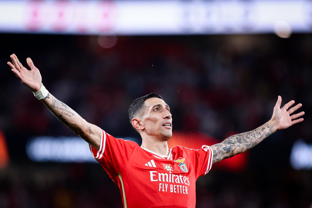 Ángel Di María seguirá en el Benfica una temporada más