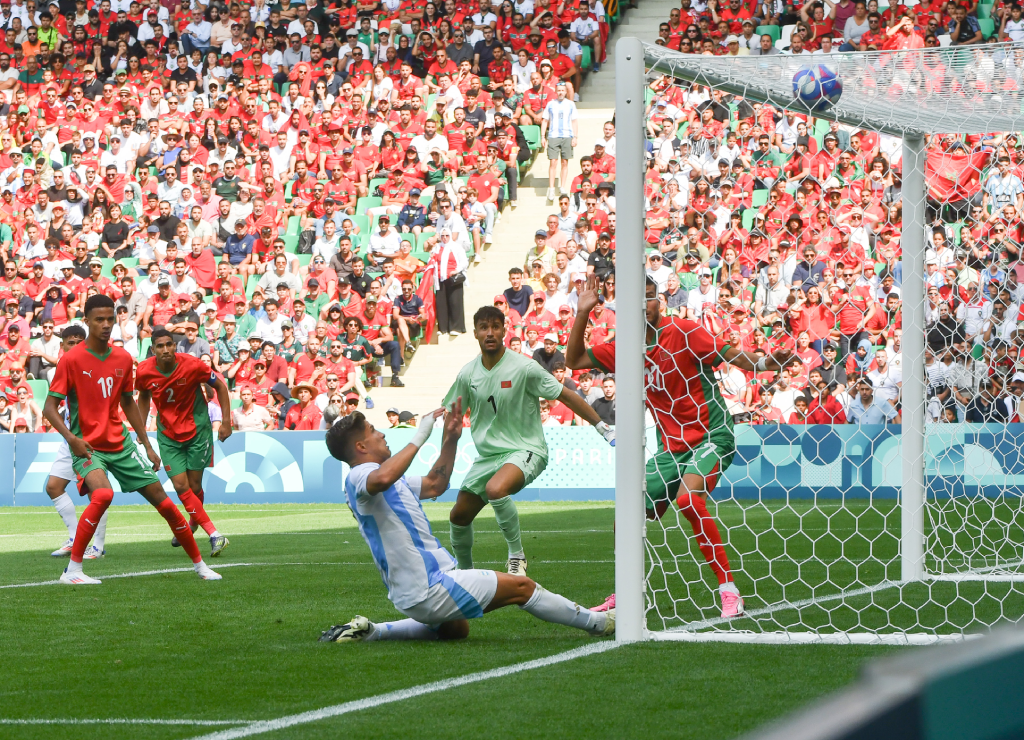 Un gol al minuto 105 le da vida a Argentina en los Juegos Olímpicos