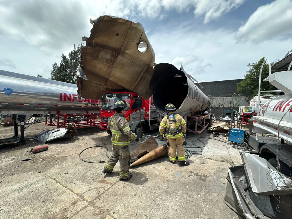 Cisterna de combustible explota en zona 12