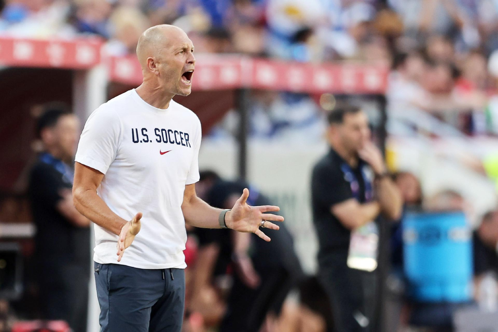 Estados Unidos despide al técnico Gregg Berhalter