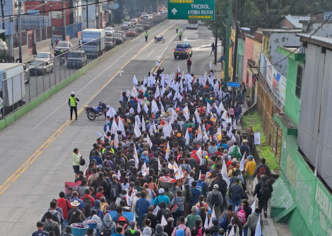 Integrantes de Codeca marchan en la capital