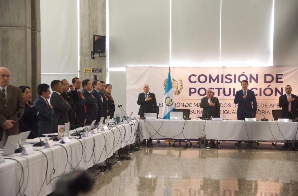 Se reúne postuladora para elección de magistrados de Cortes de Apelaciones