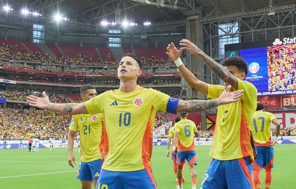 De la mano de un monumental James, Colombia es semifinalista