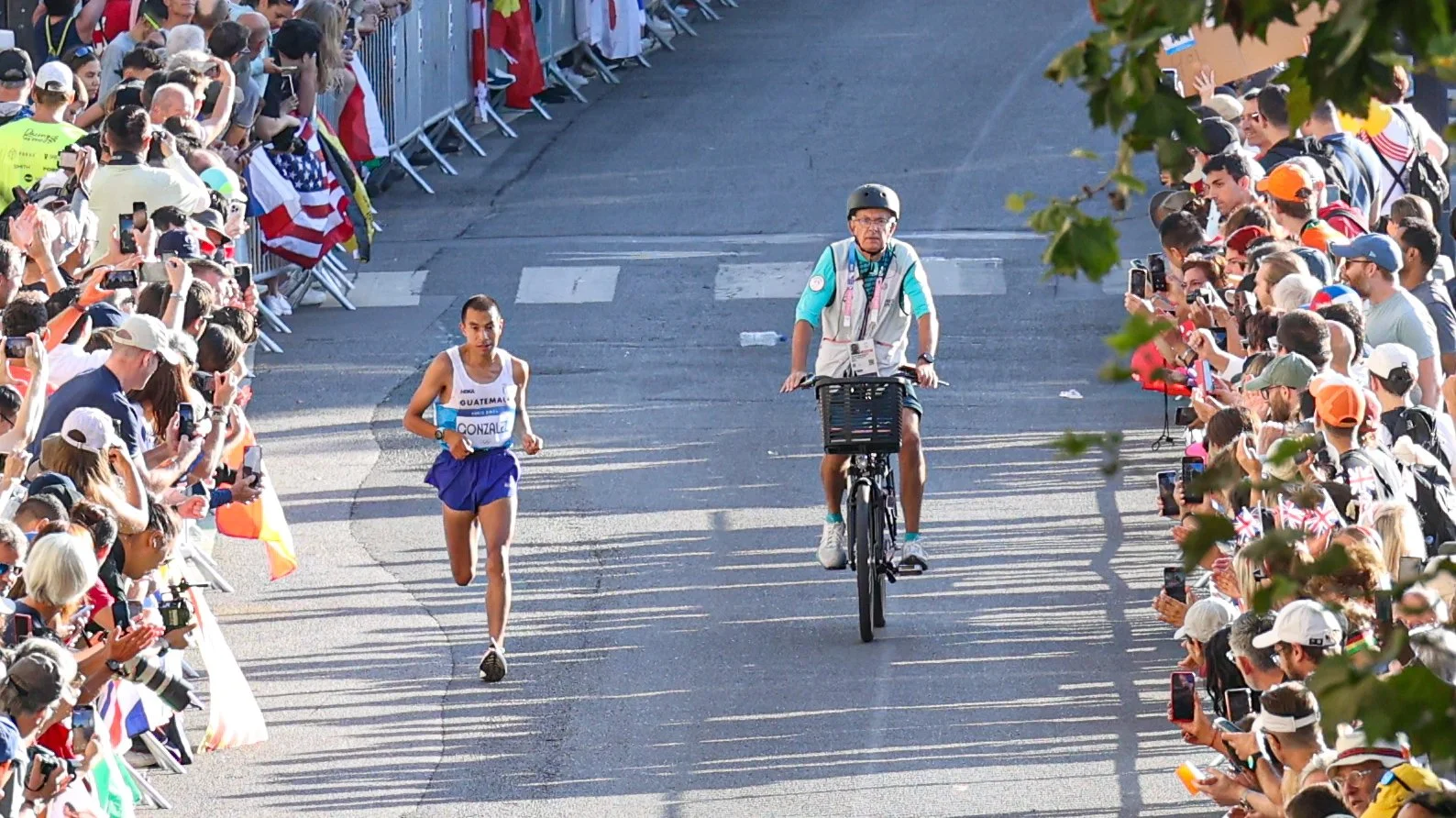 Alberto González completó la maratón de los Juegos Olímpicos 2024