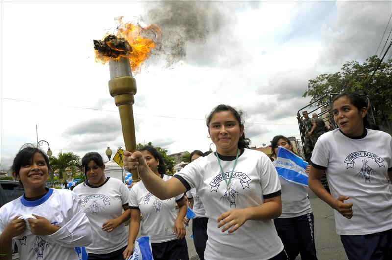 La Dirección Departamental que informó a directores que antorchas por fiestas patrias no están autorizadas