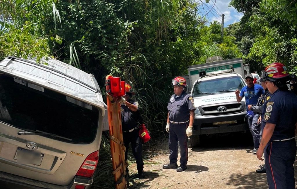 Tres muertos y una niña herida por ataque armado en Barberena