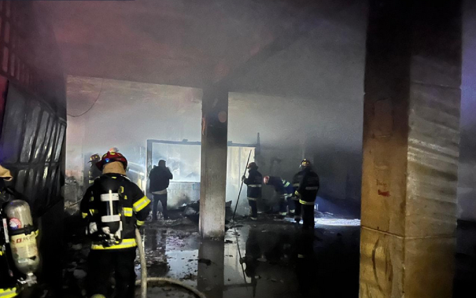 Incendio consume locales en mercado de San Marcos