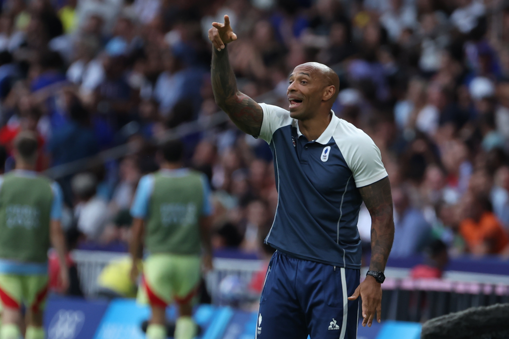 Thierry Henry renuncia como técnico de la selección sub-23 de Francia